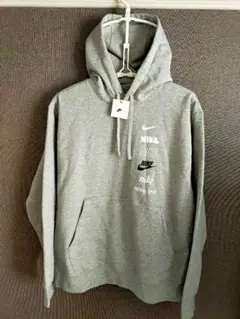 ✨新品未使用タグ付✨ NIKE パーカー