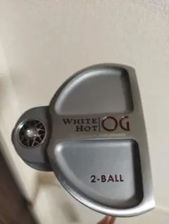 オデッセイホワイトホット OG パター 2ボール
