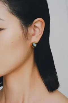 新品未使用 crestare Pegasus ball earring ゴールド