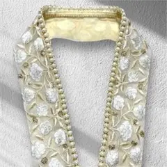 Item thumbnail for item 3d4988bd-4ee8-40da-8a26-e4c7f6ad7157