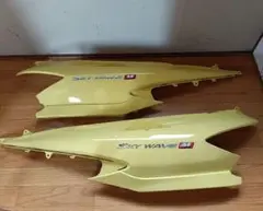 スズキ　スカイウェイブ250　シートカウル左 テールカウル　オールペイント品