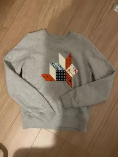 Calvin Kleinスウェット