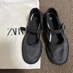 ZARA ベルベットバレーシューズ