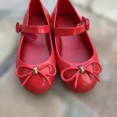 mini melissa 赤いリボン付きキッズシューズ