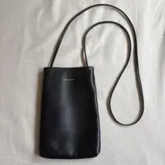 foufou ブラック レザー サコッシュ