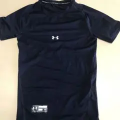 美品　UNDER ARMOUR アンダーシャツ MD ネイビー