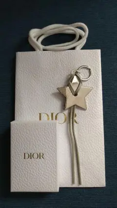 Dior　最新クリスタル会員チャーム ウェルカムギフト SHOPバック付