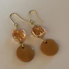 ハンドメイド　ピアス　No.200