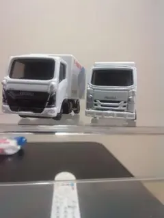 トミカ　ISUZU　エルフ　 トラックミニカー 　カスタム　ローダウン