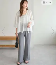 ディスコート　フレアパンツ　新品　グレー