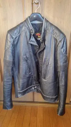 Item thumbnail for item 6e0f11f4-13b8-4efb-8fd7-b4c394d432ba