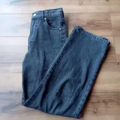 ハイライズ　ワイドストレートデニム　ブラック　M