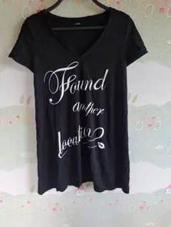 デュラス DURAS メッセージロゴTシャツ 半袖長めロングチュニックブラック