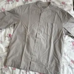 無地　コットンシャツ