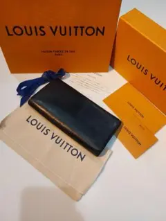 Item thumbnail for item 6e17d048-cd9f-4e48-99a2-5c70f531ead9