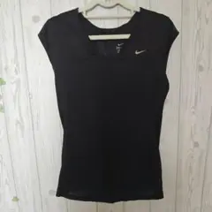 Nike DRI-FIT ブラック Tシャツ M　トレーニングウェア