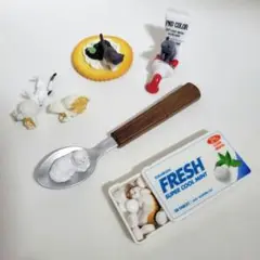ミニチュアねこ 全５種　フィギュア　ガチャ カプセルトイ