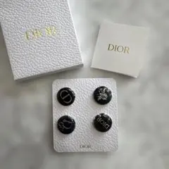 DIOR ノベルティバッチ