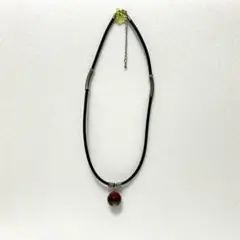 ネックレス ガラス細工 赤色