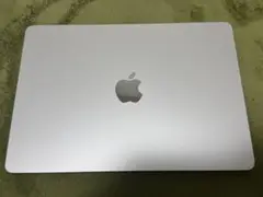 MacBook Air 2022 M2モデル　本体のみ