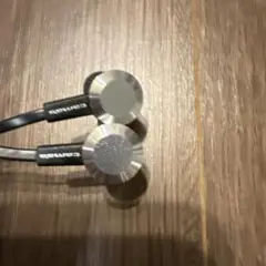 有線イヤホン　3.5mmジャック