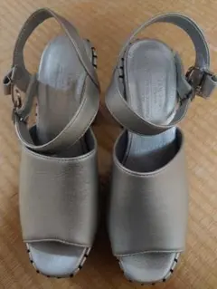 シルバー コンフォートサンダル Mサイズ MADE IN ITALY