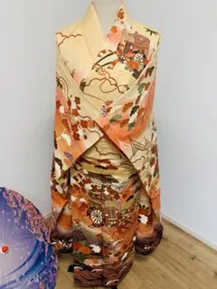振袖26266駒刺繍 御所車文 暈し染め 金彩正絹