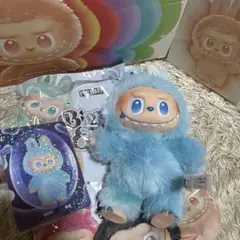 THE MONSTERS Big into Energy ぬいぐるみペンダント