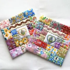 ハンドメイド　パッチワークキルト　タペストリー
