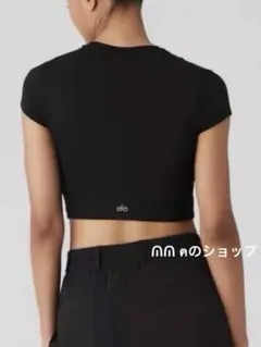 Alo yoga soft crop finesse 半袖 黒 M