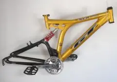 2025年最新】gt xcrの人気アイテム - メルカリ