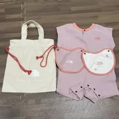 【THE NORTH FACE】ラッチパイルロンパース＆2Pピブ ベビーピンク