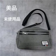 グレー ショルダーバッグ 調整可能ストラップ