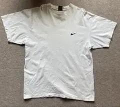 Nike 00s ワンポイントTシャツ　黒タグ