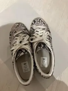 HYKE adidas ハイク パイソン 蛇柄 スタンスミス