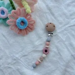 ハンドメイドおしゃぶりホルダー