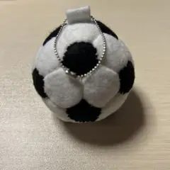 フェルト サッカーボール お守り（チェーン付き）応援グッズ