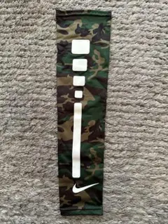 日本未発売 NIKE ナイキ アームスリーブ S/Mサイズ 迷彩