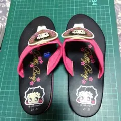Betty Boop ピンク サンダル 21.0