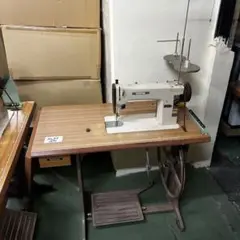 Item thumbnail for item 2b0cbd8a-d0eb-46c0-b54c-e0ac0e52652c