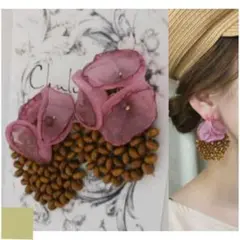 Item thumbnail for item aaaf7113-6095-477f-834a-59eb930db4f0
