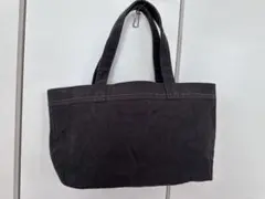 黒のキャンバストートバッグ