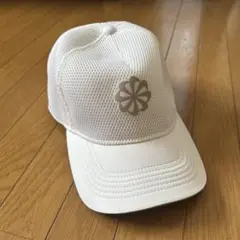 NIKE ナイキ　エアロビルクラシック　メッシュキャップ　白　DRY-FIT