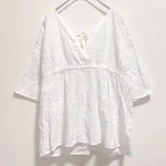 匿名⭐️コルザ ブラウス 七分袖 ホワイト 刺繍レース フレア カシュクール