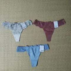 ピーチジョン　Tバックショーツ　М/Lサイズ　3枚セット