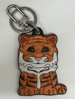 ルイ・ヴィトン 虎型キーホルダー　ルイヴィトン NIGO ポルトクレ　タイガー 楽天市場】≪新品≫ ルイ・ヴィトン ポルト クレ・タイガー