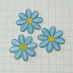 【新品・送料込み】刺繍 アイロンワッペン ワンポイント フラワー 花 ブルー