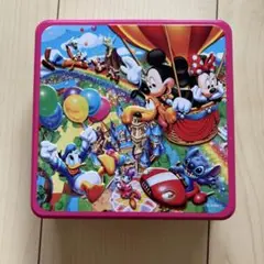 ディズニーリゾート　お菓子缶