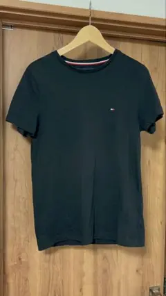 TOMMY HILFIGER ブラック Tシャツ S