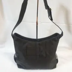 Ferragamo フェラガモ レザー ショルダーバッグ レディース ブランド